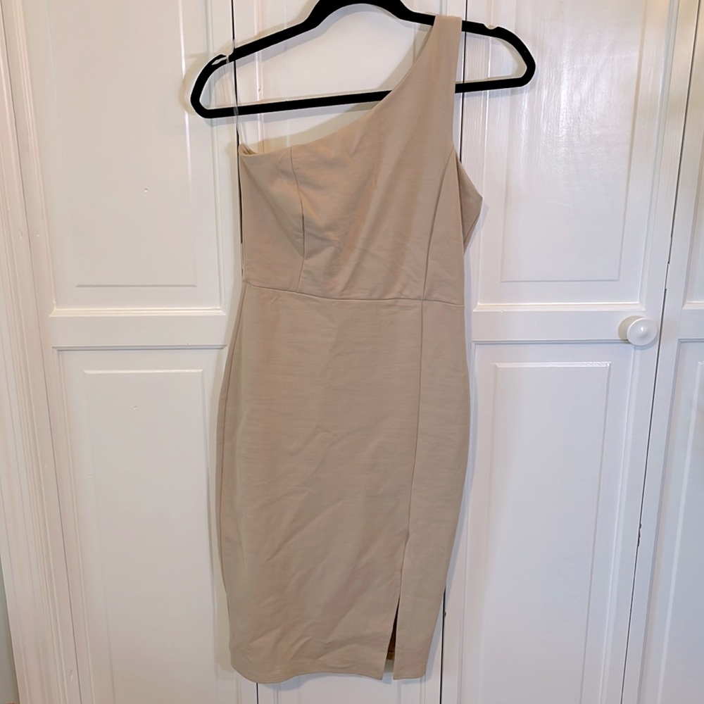 One shoulder bodycon dress